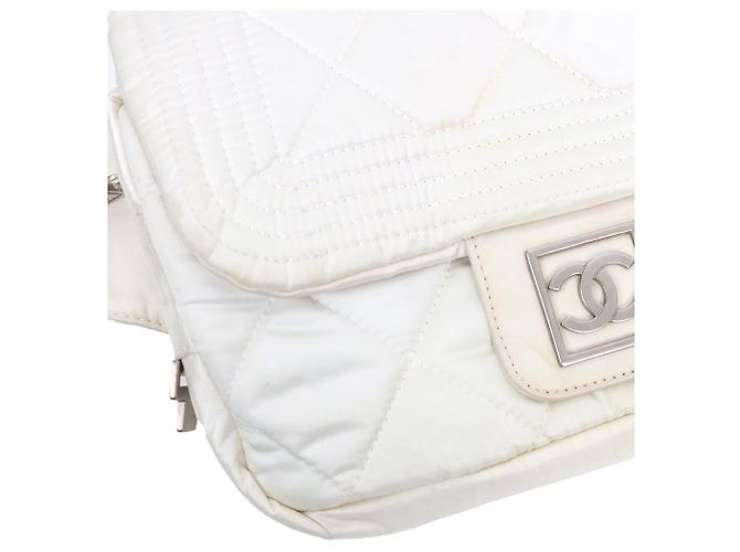 Chanel Borsa a tracolla sportiva bianca - vista 9