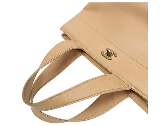 Chanel Beige CC Turnlock Schultertasche - Ansicht 10