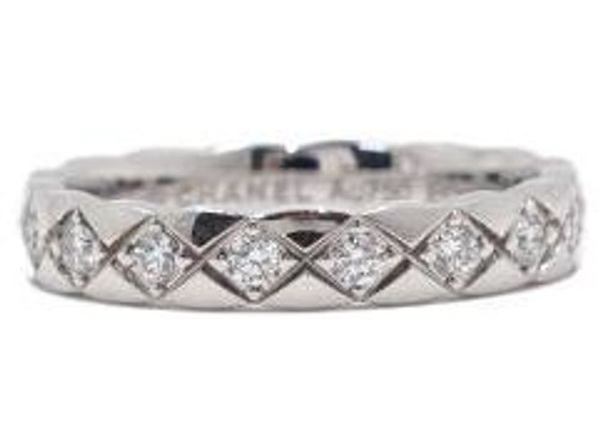 Chanel Anello Coco Crush in oro bianco e diamanti - vista 3