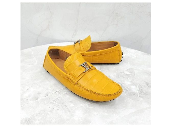 Louis Vuitton Mocassini Driver in Coccodrillo D'oro - vista 3