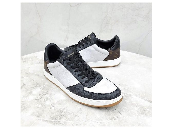 Louis Vuitton Sneakers Monogram Rivoli Multicolore - vista 3