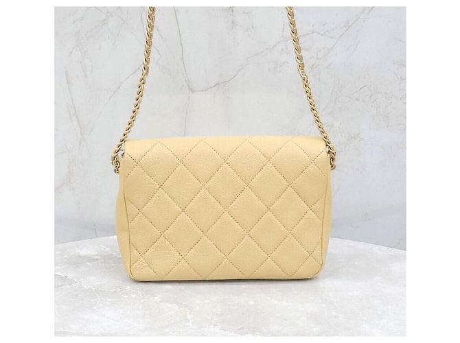 Chanel Yellow Melody Flapback Caviar New Chip Giallo - vista 3