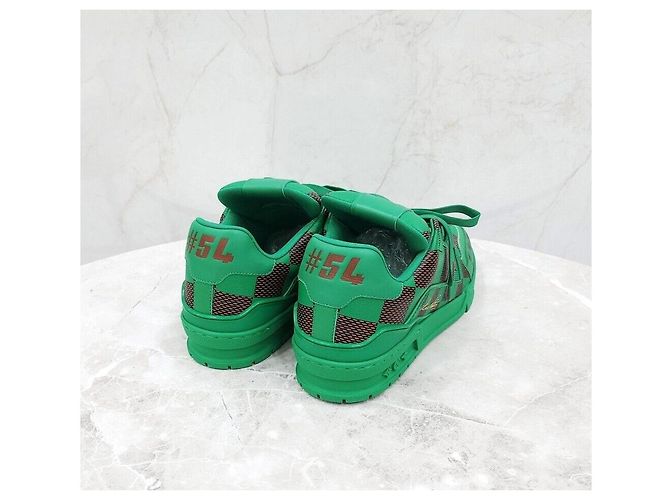 Louis Vuitton Sneakers Pharrell LV Trainer Damier Pop Collection Verde - vista 5