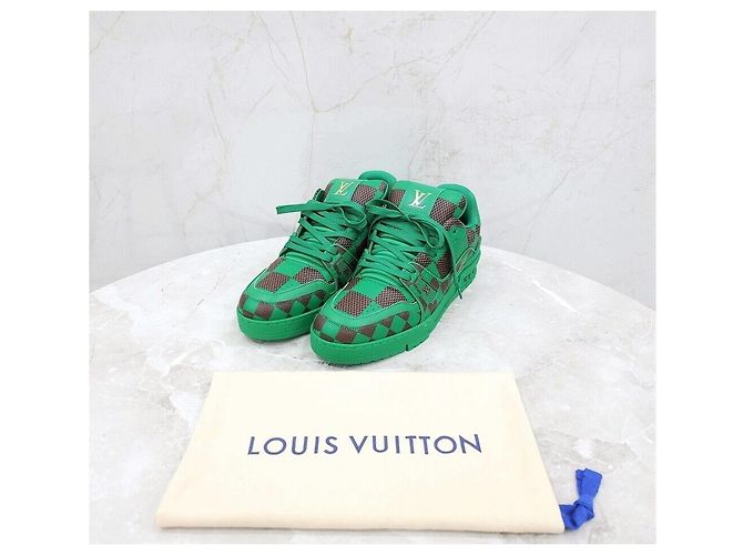 Louis Vuitton Sneakers Pharrell LV Trainer Damier Pop Collection Verde - vista 6