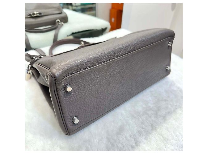Hermès Kelly Epsom Silver Stamp Marrone - vista 3