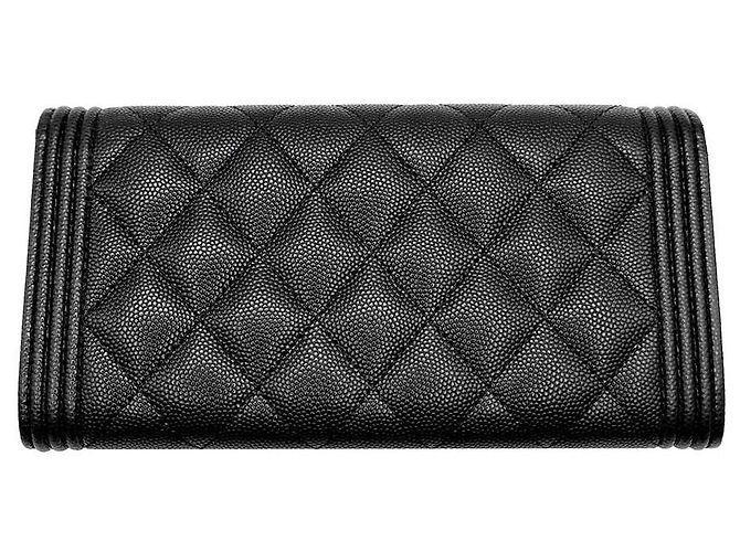 Chanel Cartera larga Caviar Boy Negro - vista 2