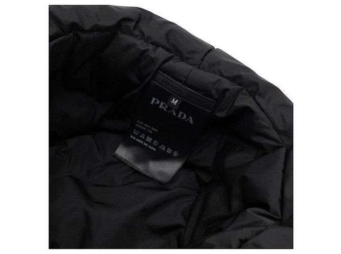 Prada Cappello bucket in nylon imbottito nero da donna - vista 6