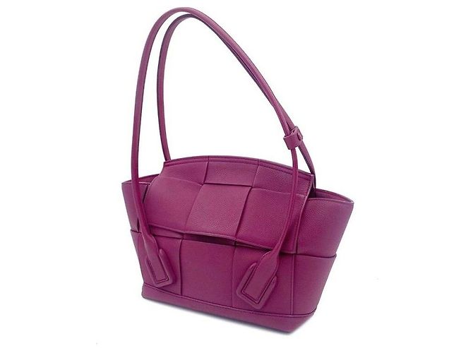 Bolsa de mão Bottega Veneta Arco Small em couro violeta - vista 2