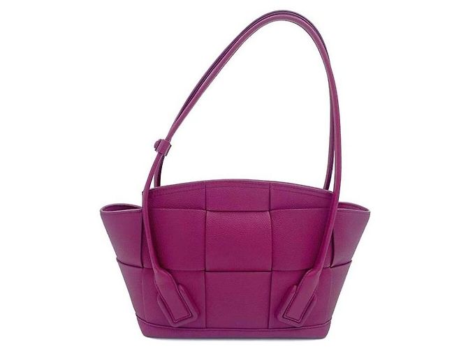 Bolsa de mão Bottega Veneta Arco Small em couro violeta - vista 4