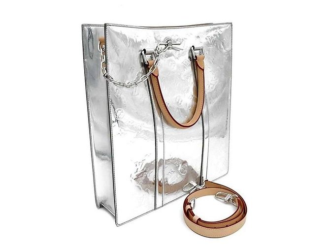 Louis Vuitton Mirror Bolsa Plana Prata - vista 3