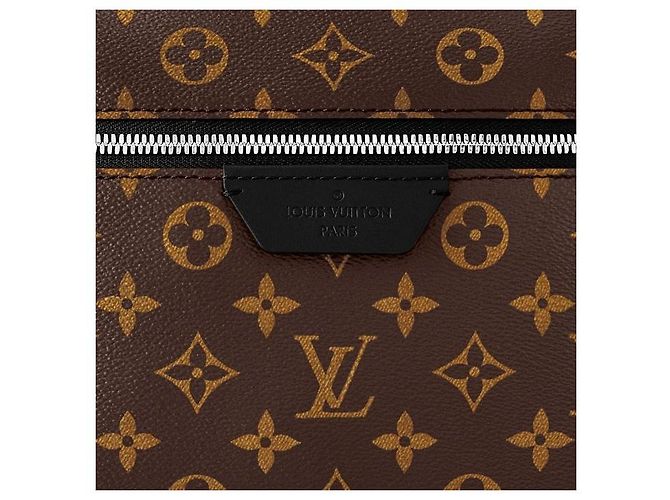 Louis Vuitton Sac à dos Discovery PM Monogram Macassar Noir - vue 4