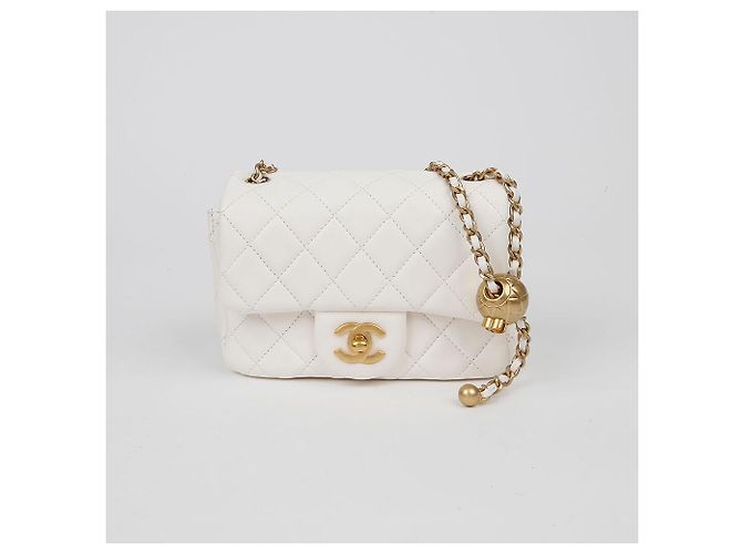 Chanel Borsa a Tracolla e Spalla Petite Sac Golden Ball Chain Bianco - vista 2