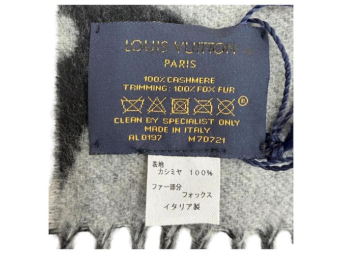 Stola Louis Vuitton in cashmere nero e pelliccia di volpe - vista 7