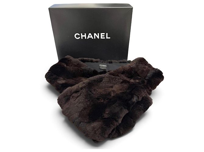 Stola in pelliccia di coniglio marrone scuro Chanel - vista 2