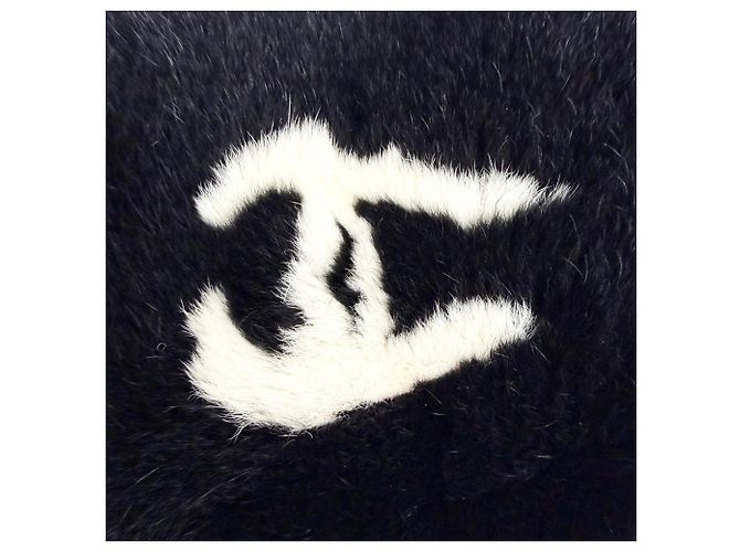 Bracciale rigido in pelliccia di coniglio Chanel Coco Mark Nero Bianco - vista 5
