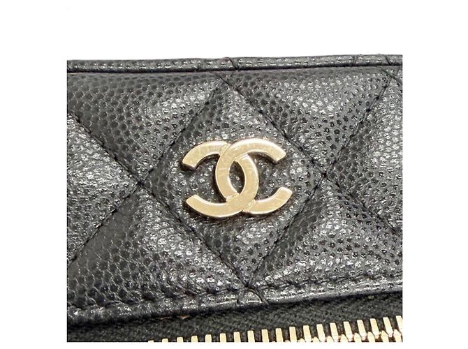 Borsa telefono Chanel Matelassé Caviar Skin Vanity Nero - vista 11