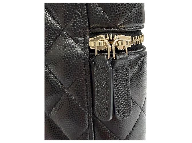 Borsa telefono Chanel Matelassé Caviar Skin Vanity Nero - vista 12