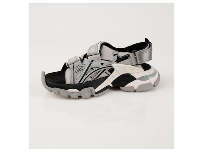 Balenciaga Sandali Track Marrone - vista 3