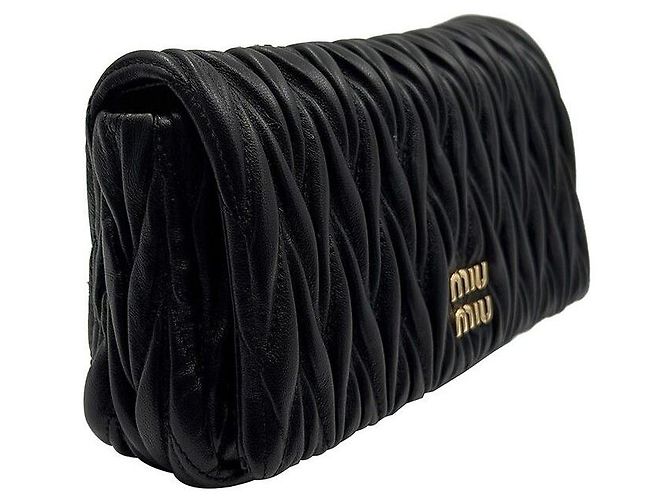 Miu Miu Mini borsa a tracolla Matelassé con catena Nero - vista 3
