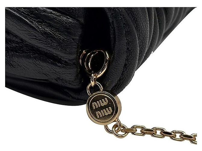 Miu Miu Mini borsa a tracolla Matelassé con catena Nero - vista 6