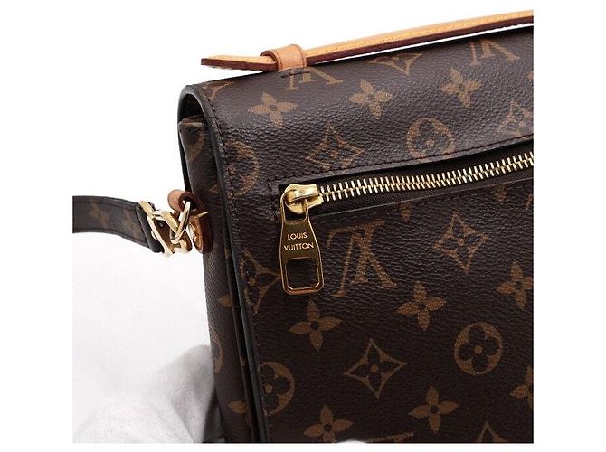 Louis Vuitton Borsa Tote e Borsa a Tracolla Monogram Pochette Metis Crossbody Multicolore - vista 12