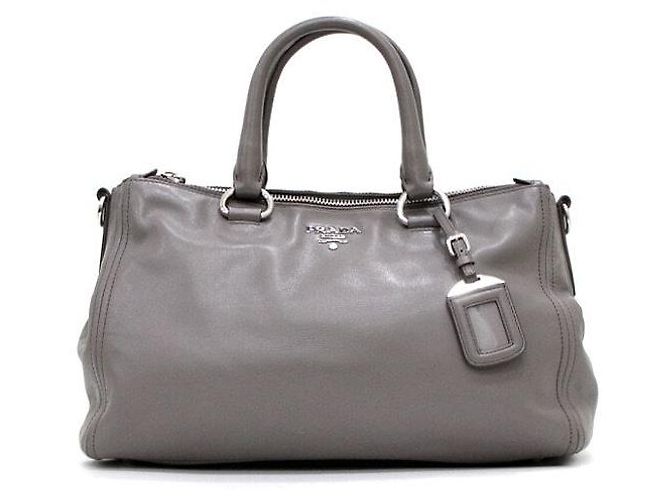 Prada Borsa Tote e Borsa a Tracolla con Doppia Zip in Vitello Morbido Grigio - vista 2