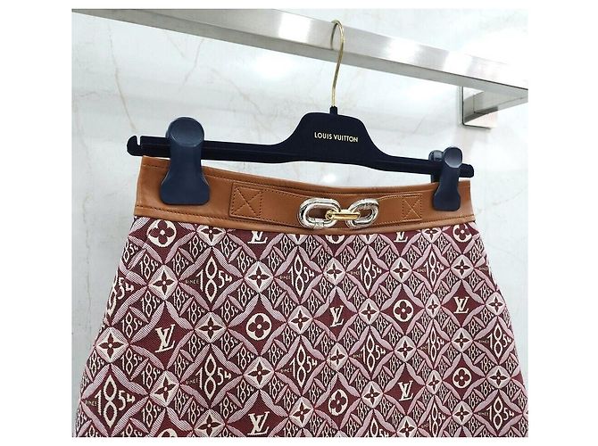 Louis Vuitton Monogram-Rock mit Metallschließe Rot - Ansicht 3