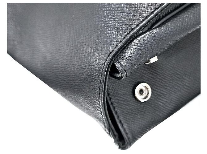 Louis Vuitton Taiga Cassia Rucksack - Ansicht 5
