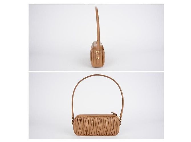 Miu Miu Borsa Pouch AFPP in pelle Napa matelassé Arancione - vista 3