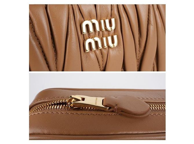 Miu Miu Borsa Pouch AFPP in pelle Napa matelassé Arancione - vista 4