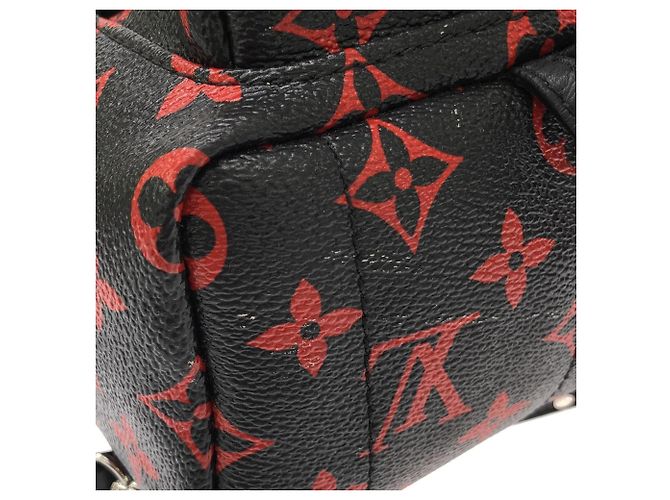 Zaino MINI Palm Springs Louis Vuitton Monogram Infrarouge Nero Rosso - vista 4
