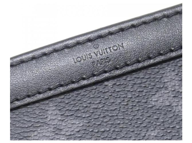 Portafoglio indossabile Louis Vuitton Monogram Eclipse Reverse Gaston Nero - vista 6