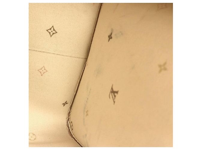Borsa Louis Vuitton Monogram OnTheGo MM Multicolore Cachi - vista 8