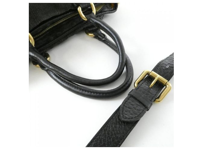 Borsa Louis Vuitton Monogram Denim Neo Cabby MM Nero - vista 3