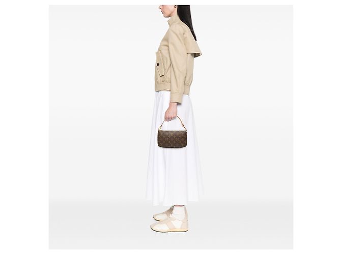 Louis Vuitton Brown Monogram Pochette Accessoires Marrone - vista 7
