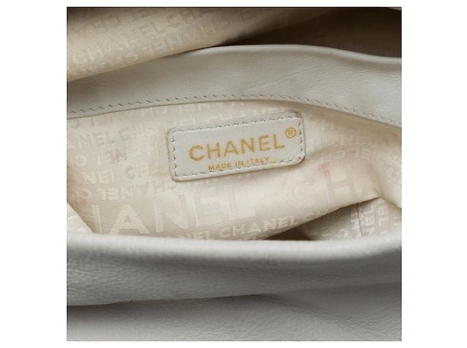 Borsa a secchiello Chanel White CC in pelle di vitello Bianco - vista 5