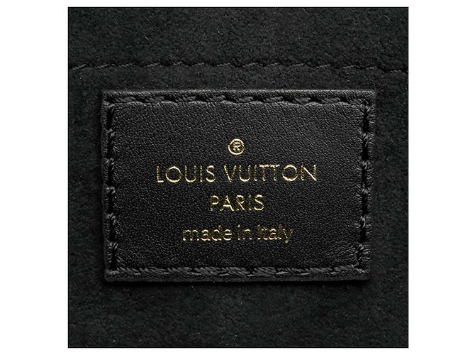 Louis Vuitton New Wave Heart Crossbody in pelle nera Nero - vista 4