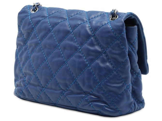 Chanel Blue Large Quilted Calfskin Love Me Tender Flap - vista 2