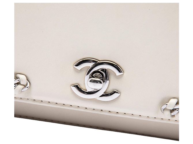 Chanel White Small Calfskin Braided Chic Flap Bianco Crudo - vista 5