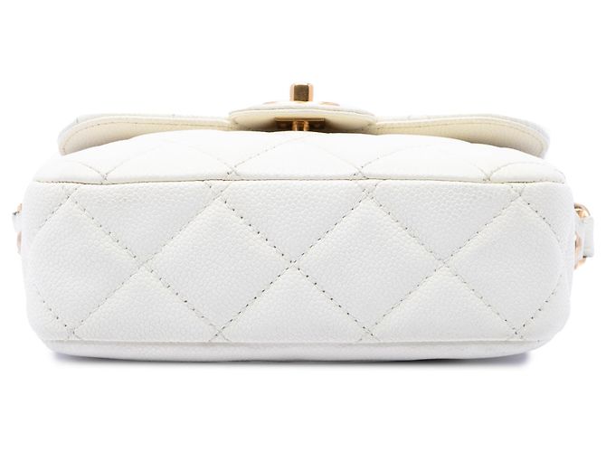 Chanel Mini CC Quilted Caviar Messenger Flap Branco - vista 3