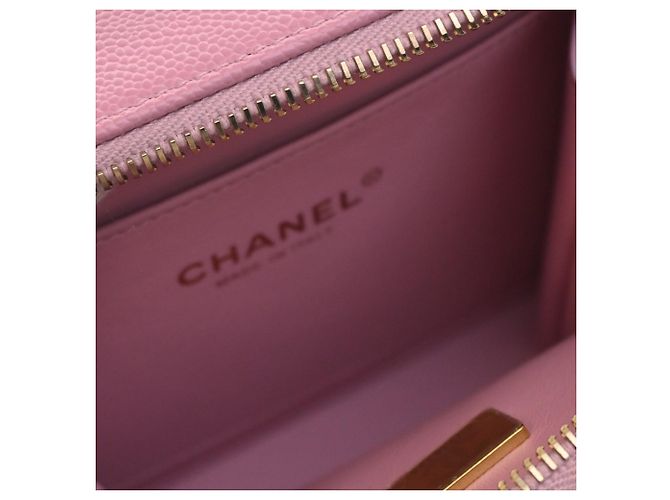 Chanel Vanity Case Pick Me Up Small in pelle caviar matelassé rosa - vista 8