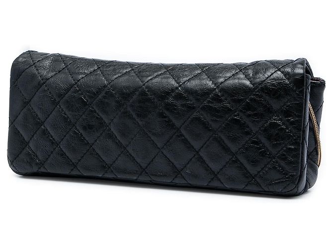 Chanel Reissue 2.55 East West Single Flap in pelle di vitello lucida matelassé nera Nero - vista 2