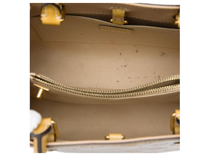 Louis Vuitton Beige Monogram Vernis Montaigne BB - vista 4