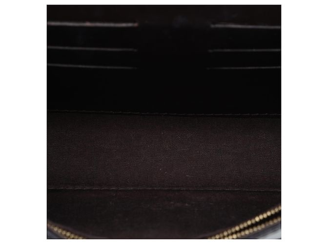 Louis Vuitton Purple Monogram Vernis Mira - view 4