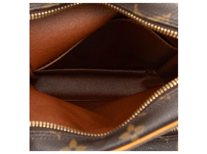 Louis Vuitton Brown Monogram Amazone Marrone - vista 4