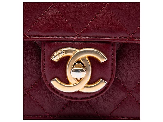 Chanel Red Medium Quilted Lambskin Crossing Times Flap Rosso Bordò - vista 5