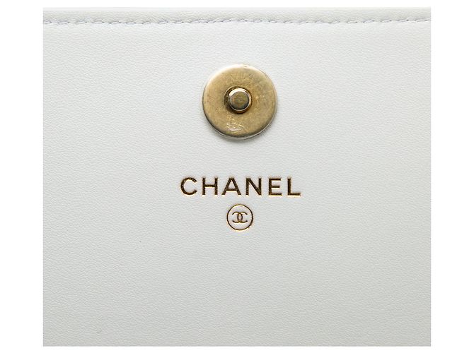 Clutch Chanel in vitello matelassé bianco con logo a catena - vista 5