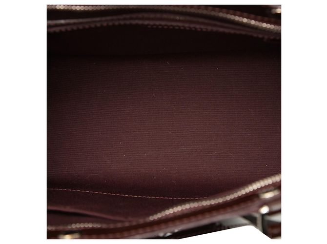 Louis Vuitton Purple Electric Epi Brea MM Porpora Viola scuro - vista 4