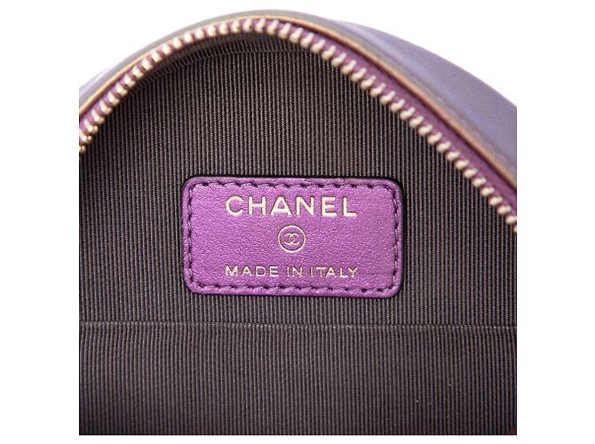 Clutch Redonda Chanel em pele de cordeiro iridescente acolchoada roxa com corrente Roxo - vista 5
