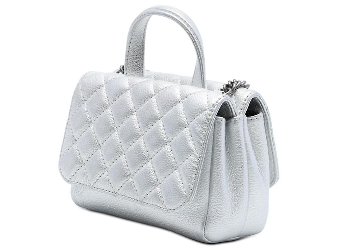 Coco Handle Chanel Silver Metallic Grained Calfskin Pilot Essentials Double Sided Flap Prata - vista 2